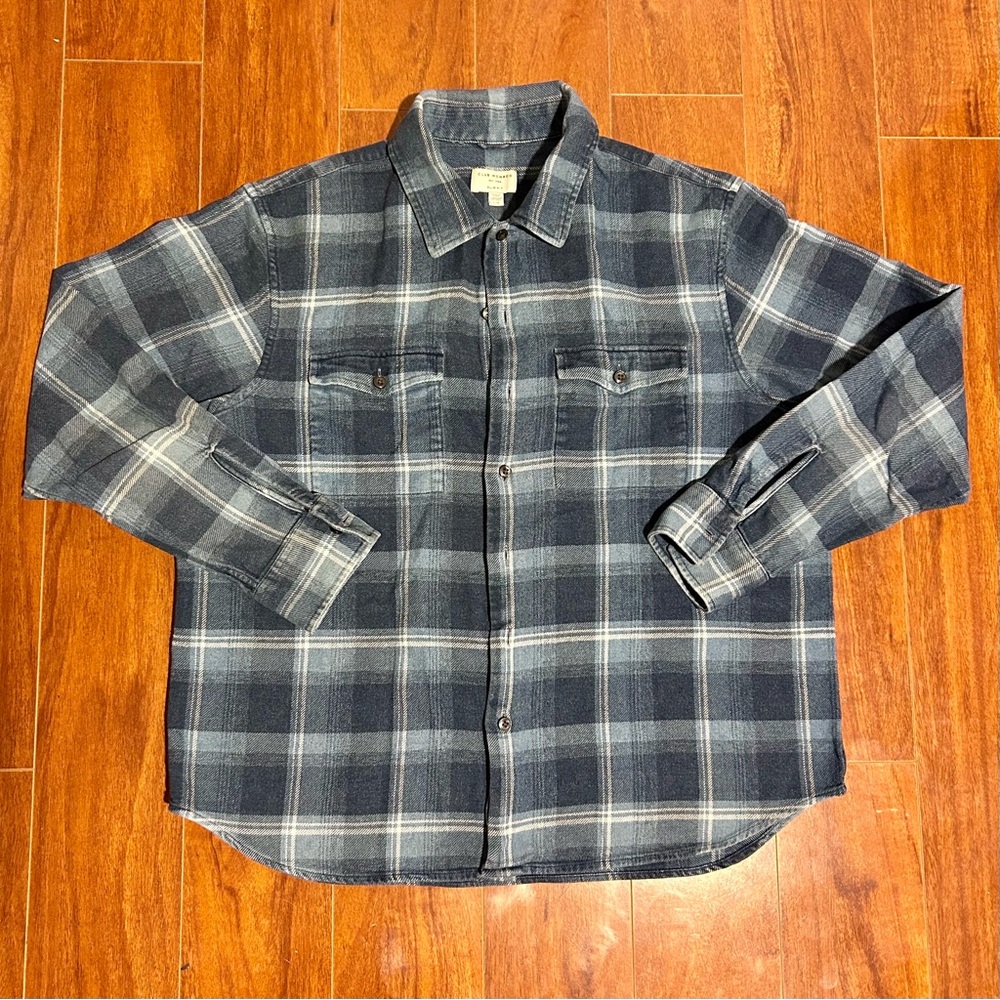 Club Monaco 🔵 Flannel in Blue and White Plaid